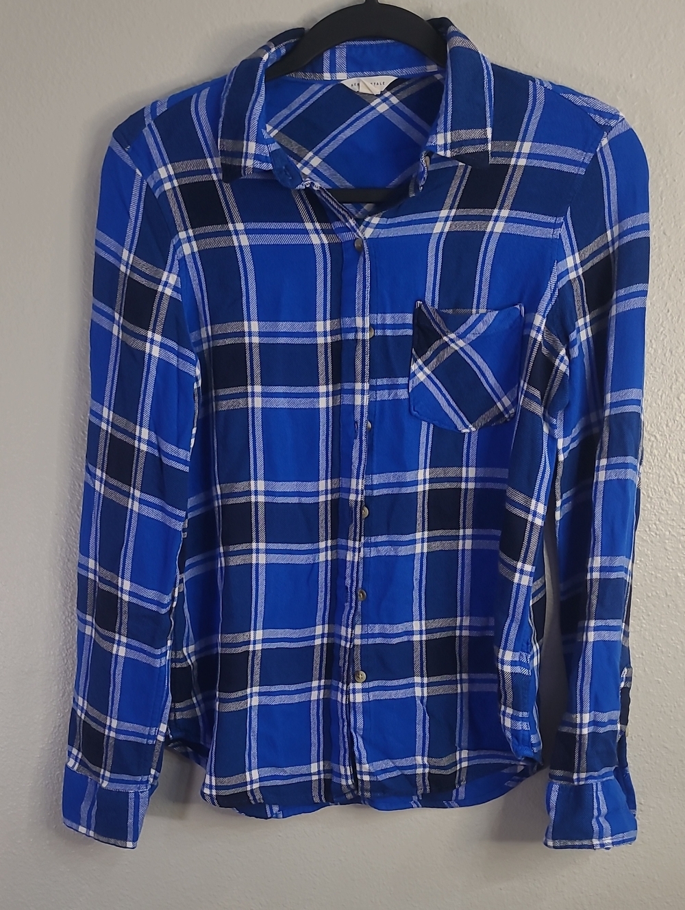 Aeropostale Blue Plaid Button-Down Shirt 100% Rayon Super Soft Size M